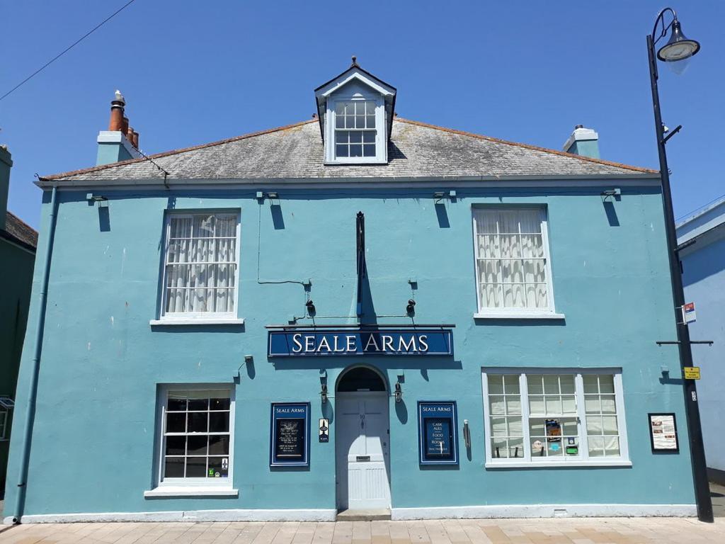 Seale Arms Bed & Breakfast Dartmouth Exterior photo